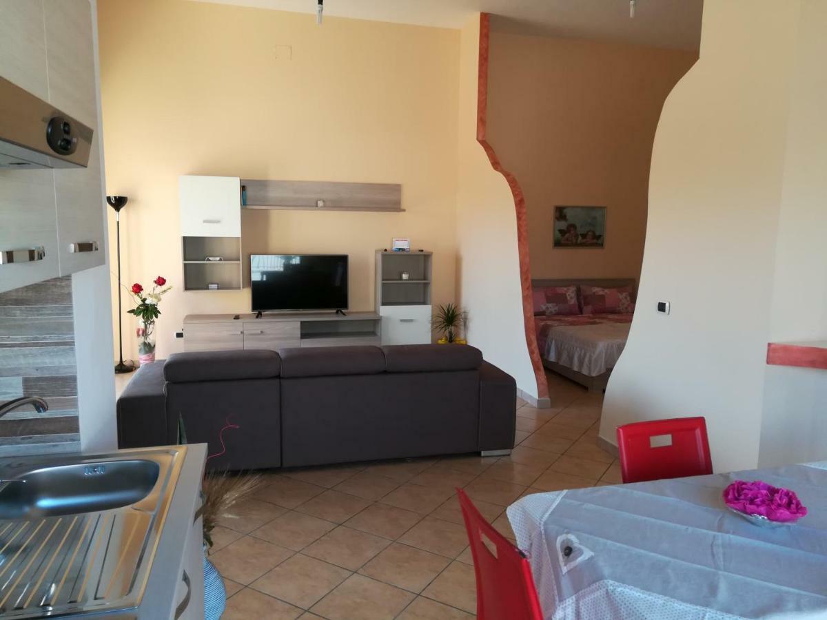 Vila Dolce Casa Sara Collemeto Exteriér fotografie
