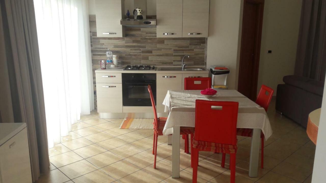 Vila Dolce Casa Sara Collemeto Exteriér fotografie